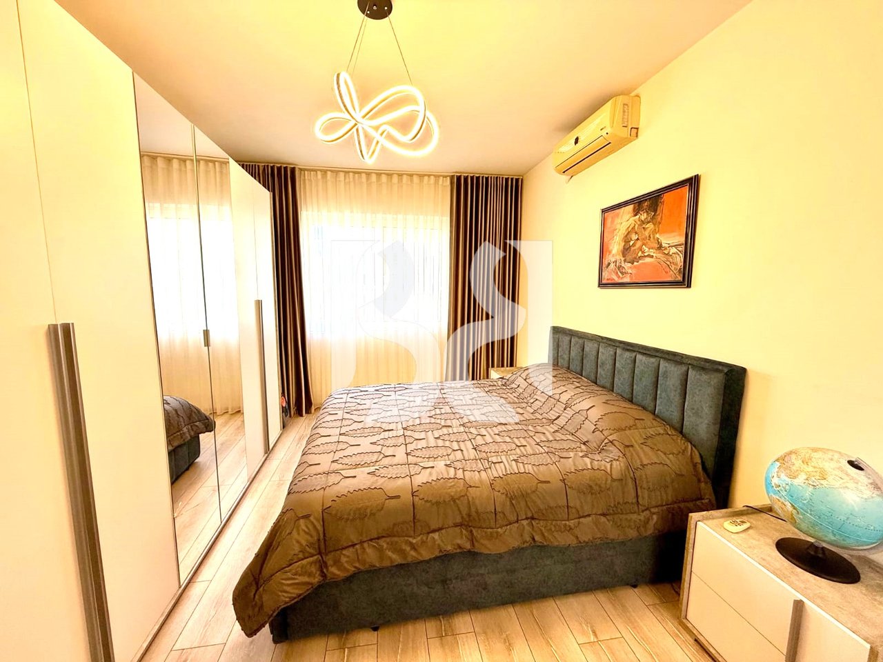 APARTAMENT 1+1 ME QIRA TEK RRUGA E KOSOVAREVE*