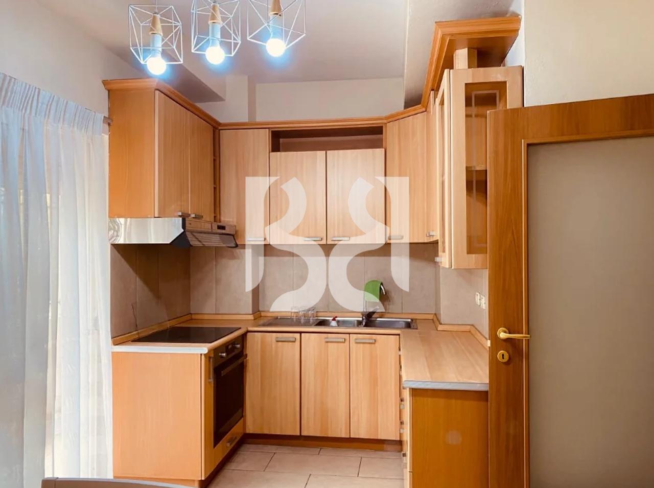 APARTAMENT 2+1 ME QIRA TEK BRRYLI *