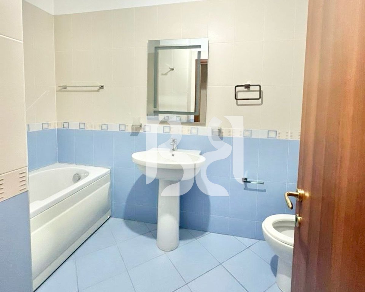 APARTAMENT NE SHITJE 2+1+2 NE FRESK