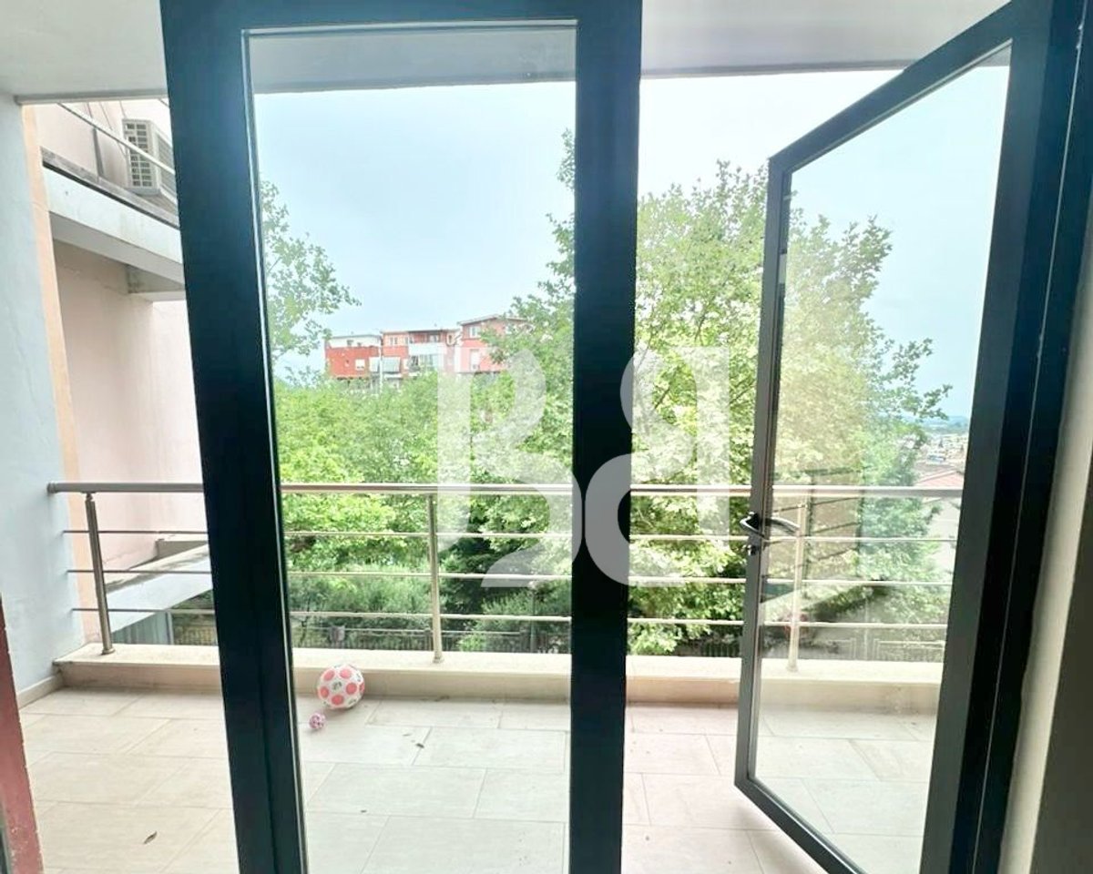 APARTAMENT NE SHITJE 2+1+2 NE FRESK