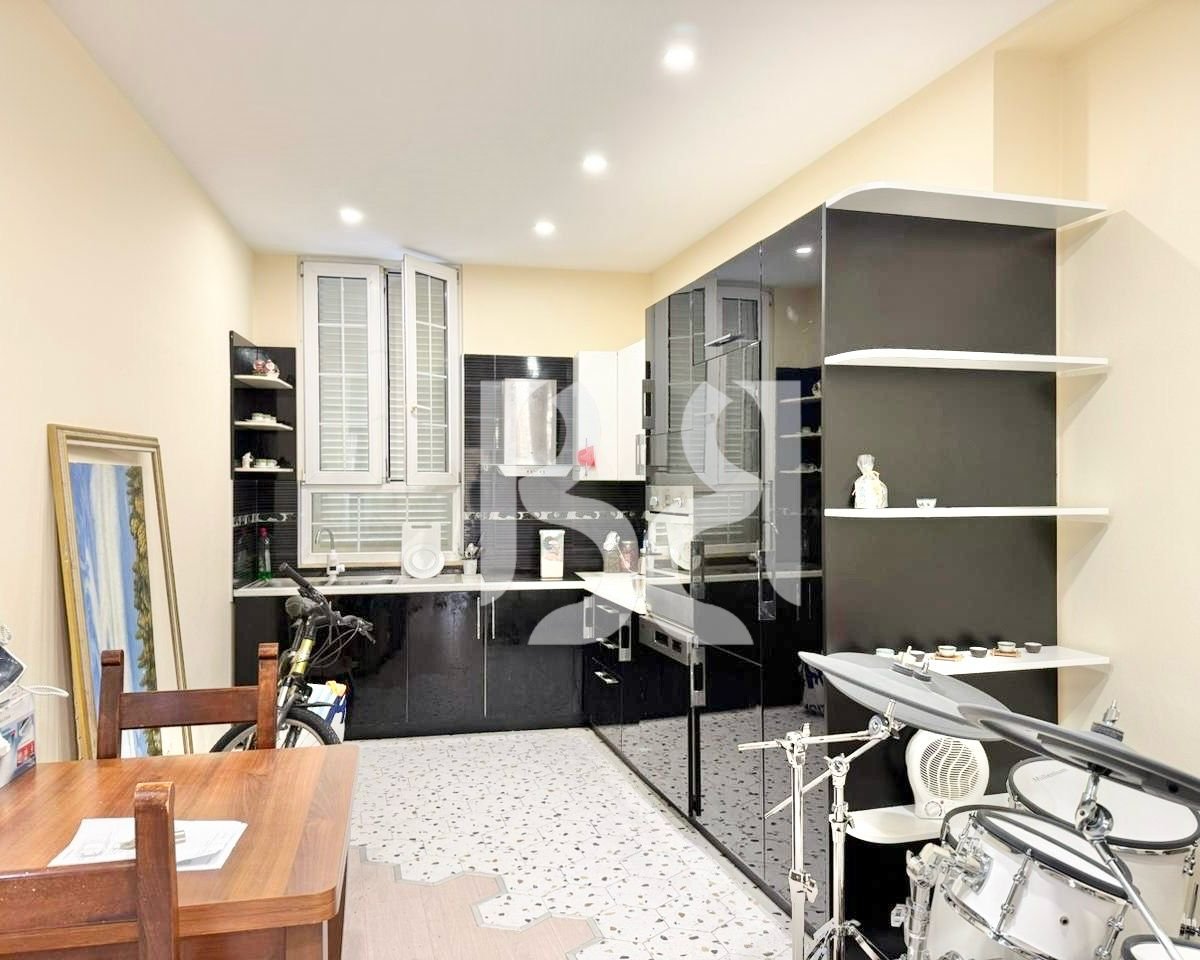 APARTAMENT 1+1+PARKIM ME QERA TEK KODRA E DIELLIT 1