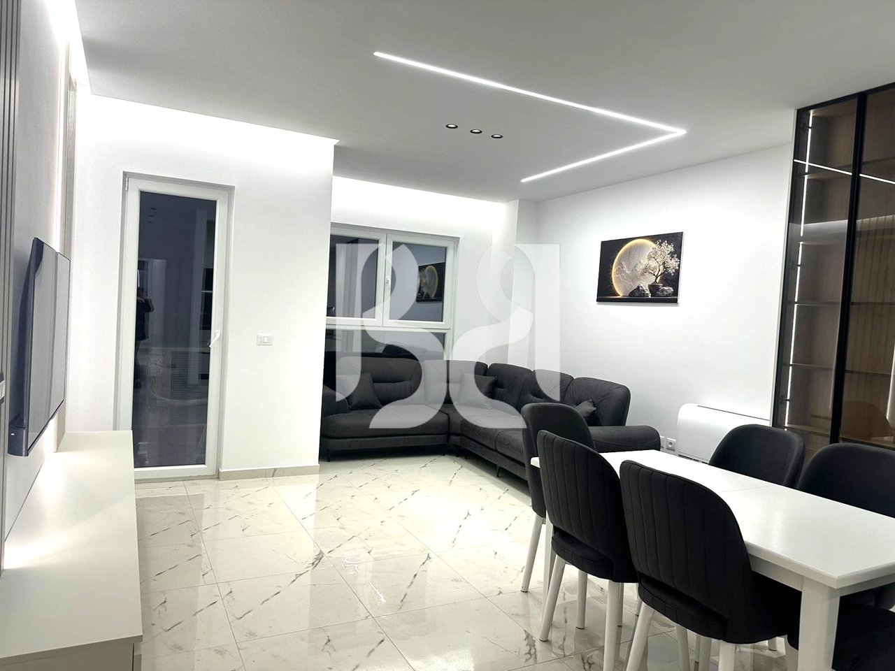 APARTAMENT 2+1ME QIRA*