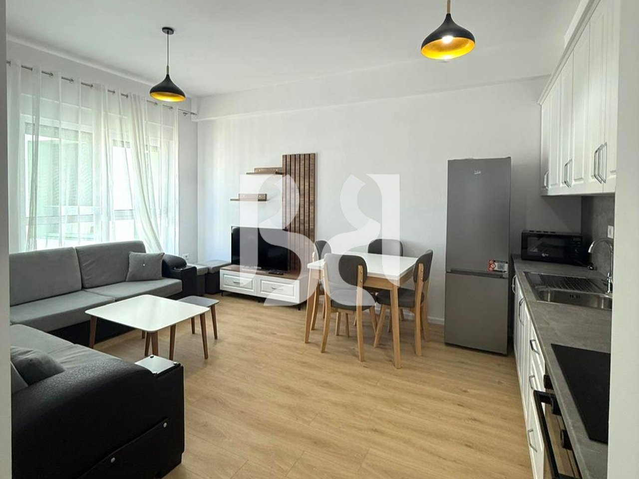 APARTAMENT 1+1+BALLKON ME QIRA*