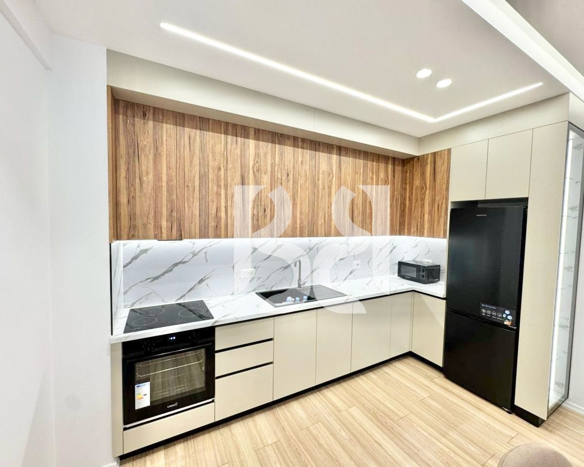 APARTAMENT ME QERA 2+1 NE ASTIR