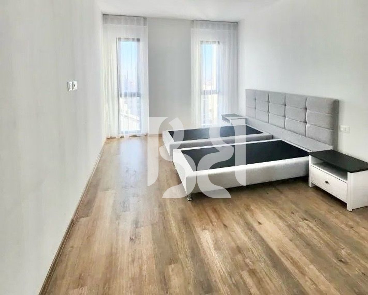 APARTAMENT ME QERA 1+1 TE KOMPLEKSI ARLIS,FARMACIA 10