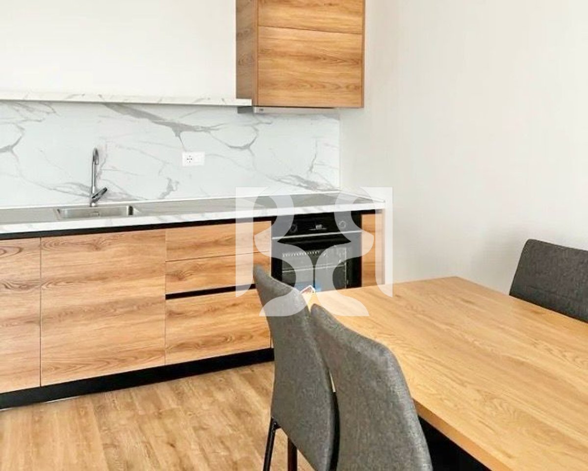 APARTAMENT ME QERA 1+1 TE KOMPLEKSI ARLIS,FARMACIA 10