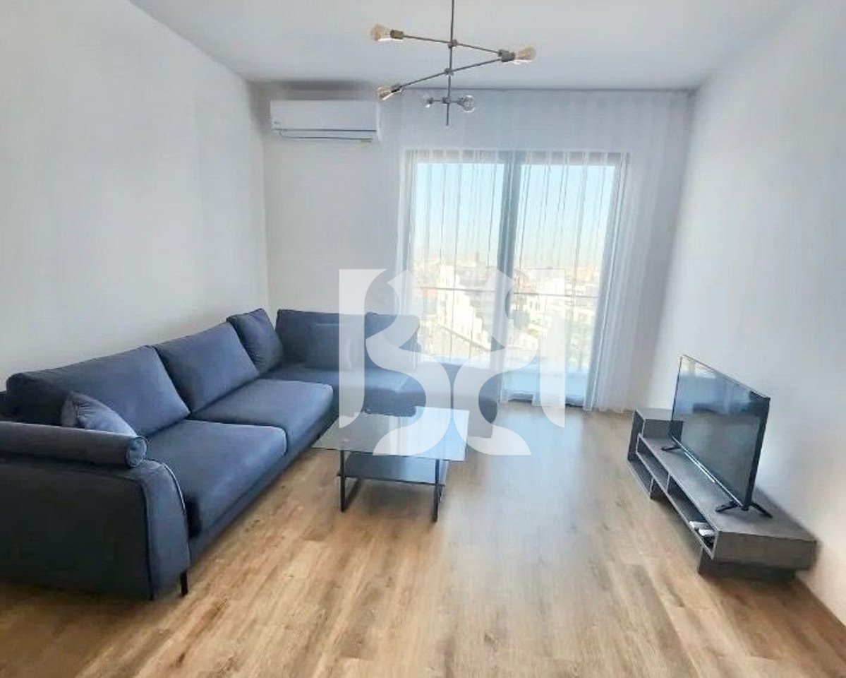 APARTAMENT ME QERA 1+1 TE KOMPLEKSI ARLIS,FARMACIA 10