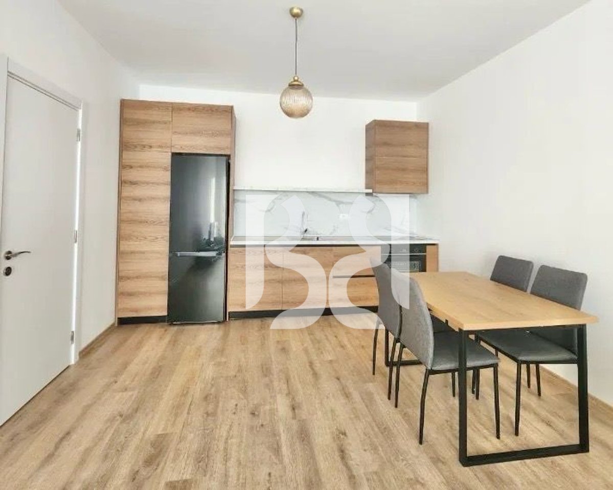 APARTAMENT ME QERA 1+1 TE KOMPLEKSI ARLIS,FARMACIA 10