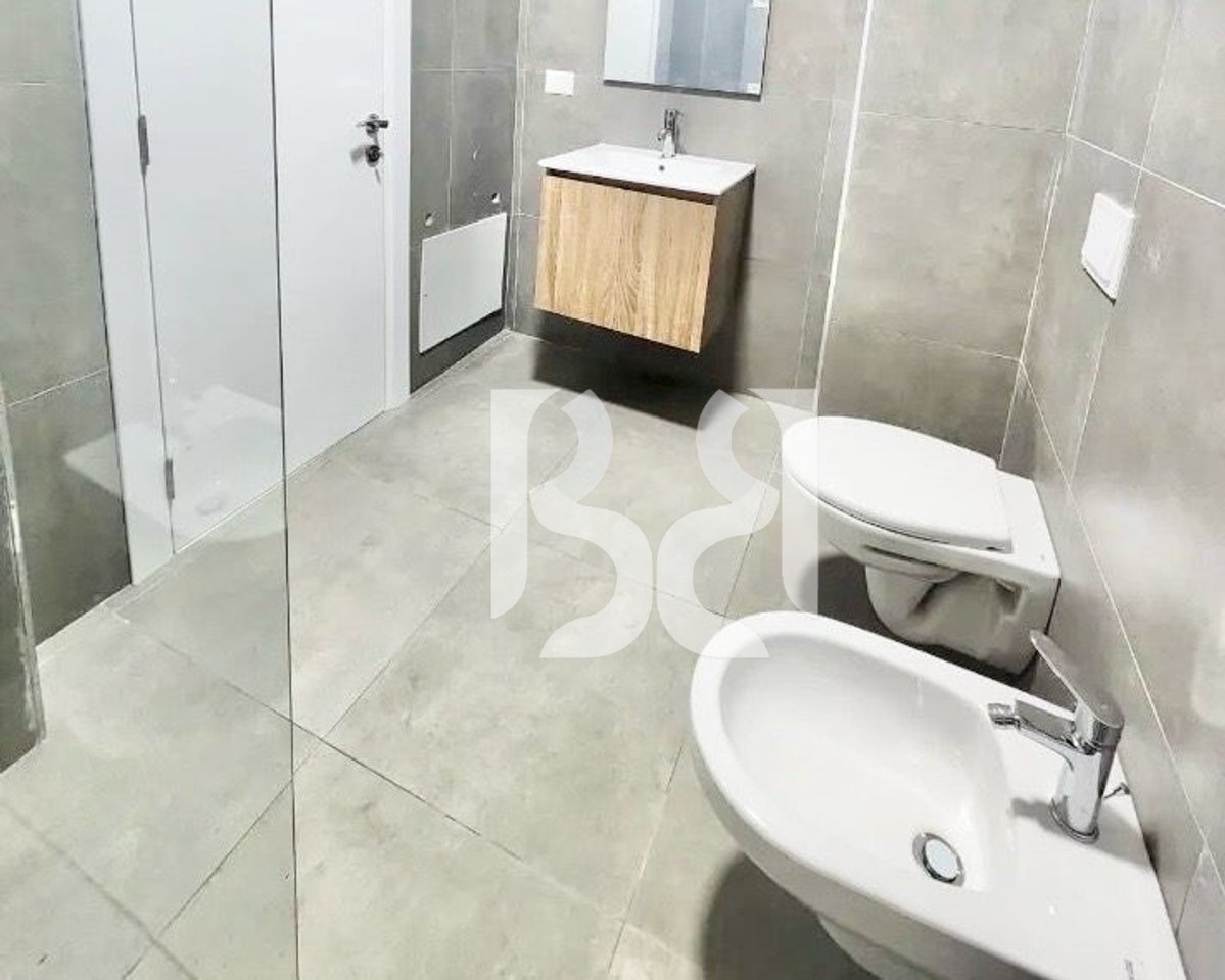 APARTAMENT ME QERA 1+1 TE KOMPLEKSI ARLIS,FARMACIA 10