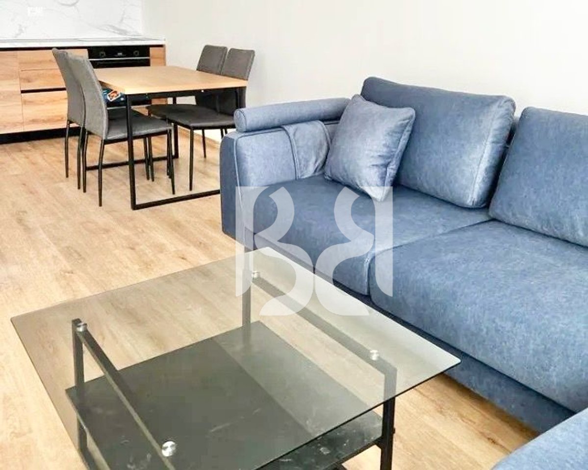 APARTAMENT ME QERA 1+1 TE KOMPLEKSI ARLIS,FARMACIA 10