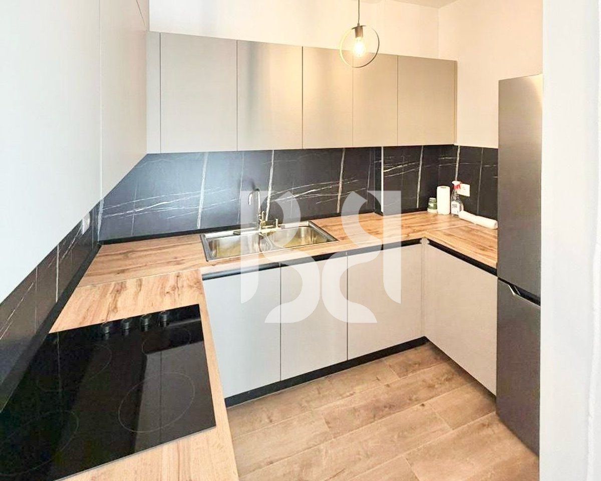 APARTAMENT ME QERA 2+1+2 TE REZIDENCA AKSES TIRANA