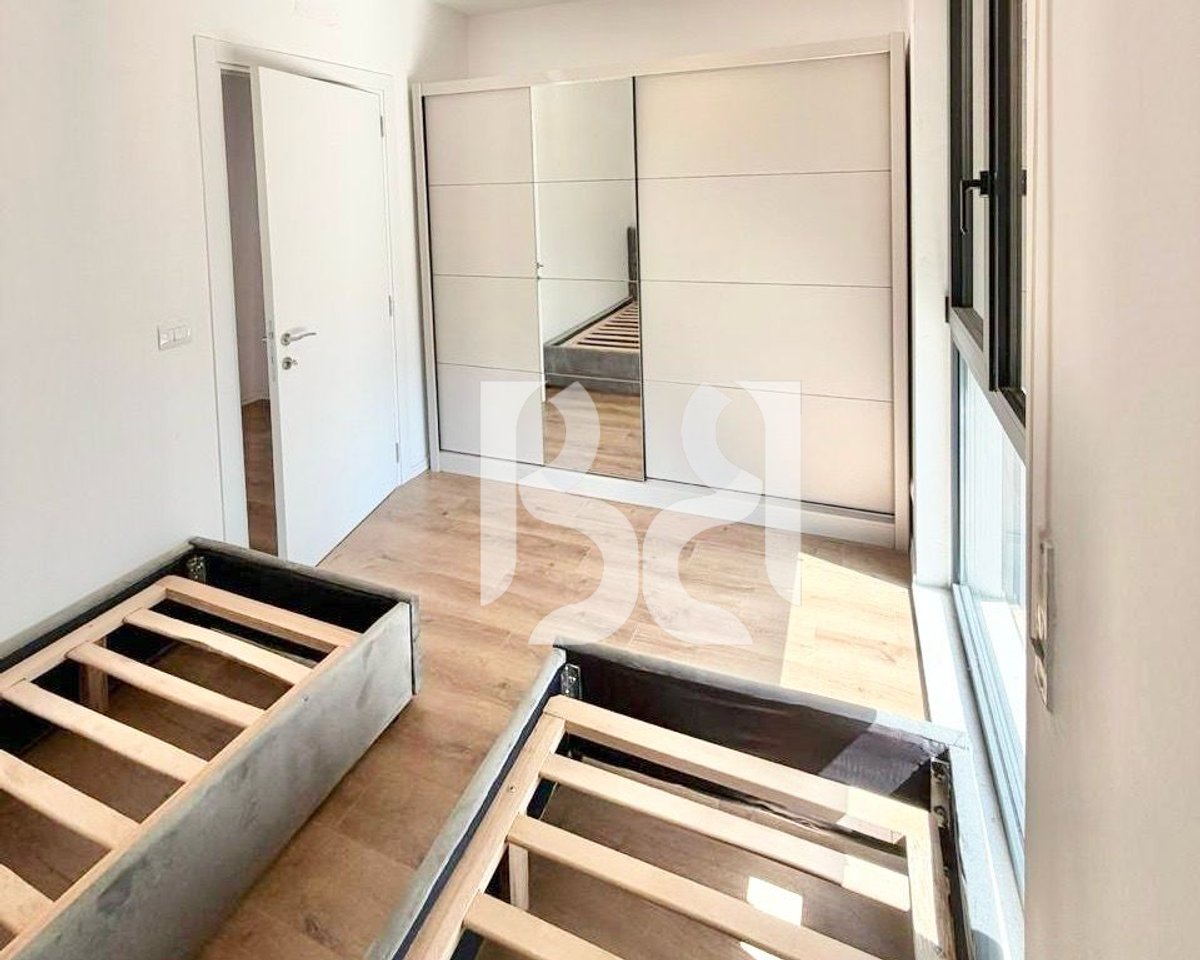 APARTAMENT ME QERA 2+1+2 TE REZIDENCA AKSES TIRANA