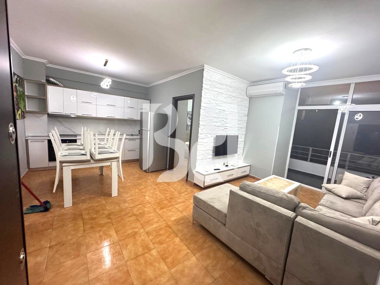APPARTAMENTO 1+1+BALCONE IN AFFITTO A ASTIR*