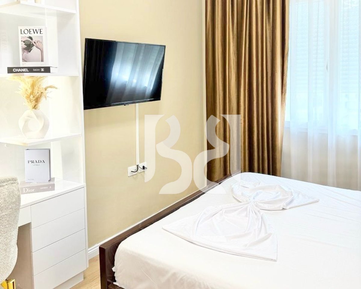 APARTAMENT 1+1 ME QERA TE KOPSHTI BOTANIK