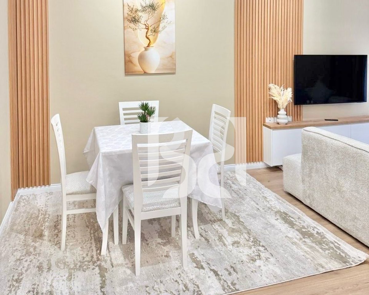 APARTAMENT 1+1 ME QERA TE KOPSHTI BOTANIK