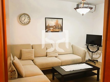 APARTAMENT 2+1 ME QIRA PRANE UET, KINOSTUDIO