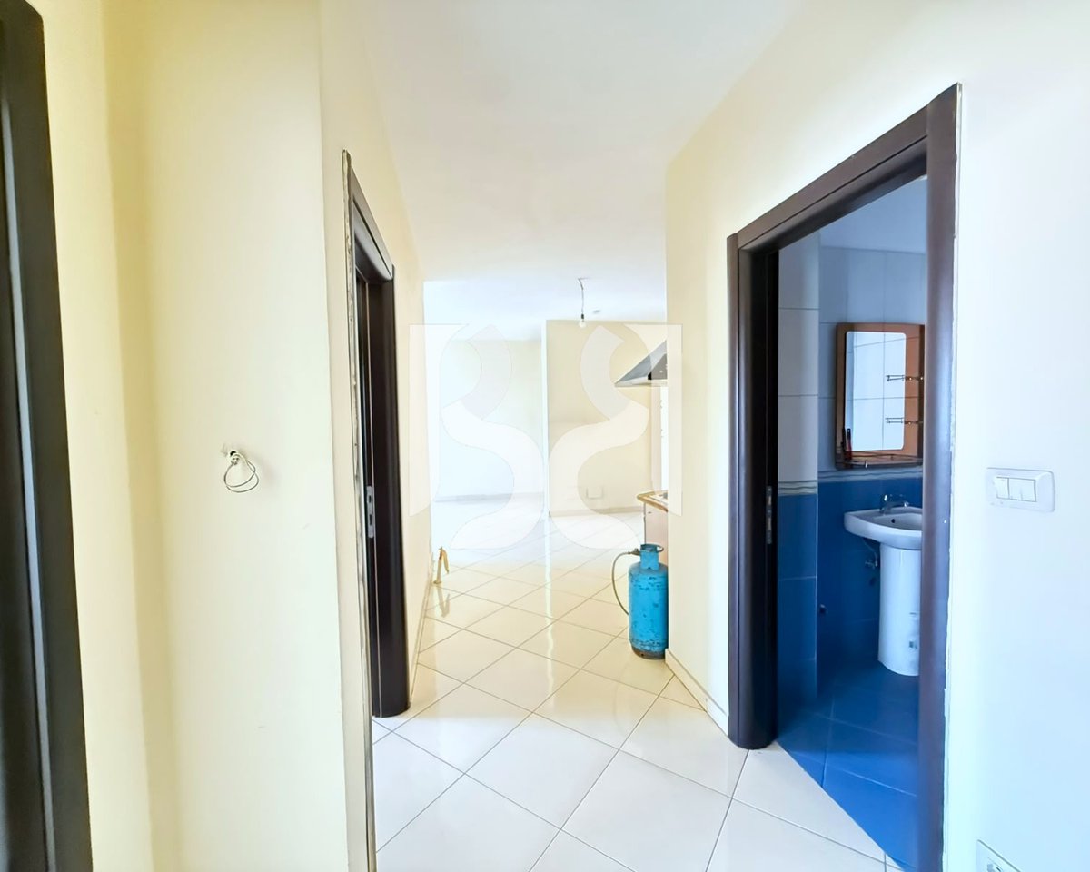 Appartamento 2+1+2 in Affitto a Yzberish | 105 m² | Non Arredato | 40.000 Lek/Mese