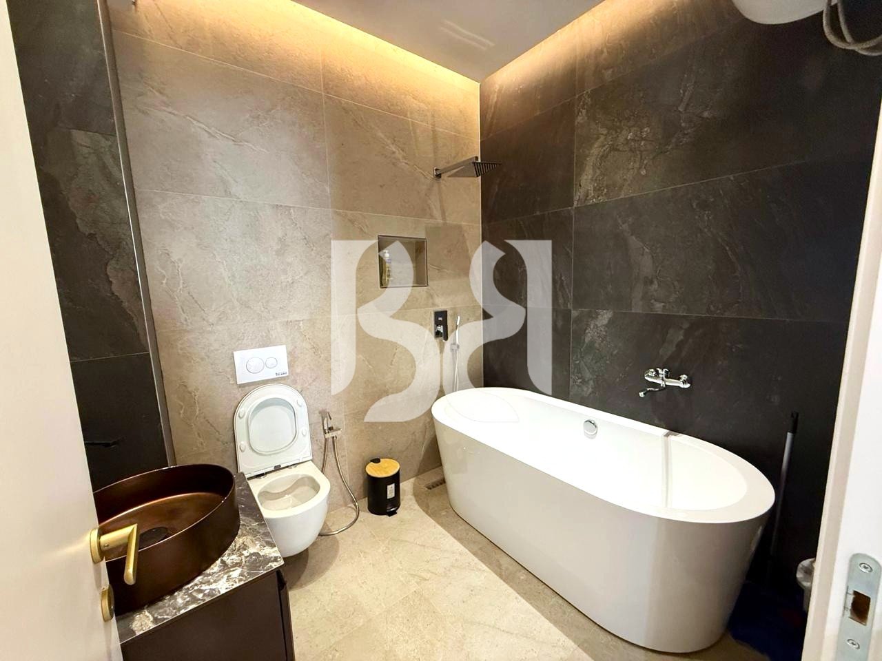Apartament 2+1+2 me Qira në Rezidencën Oasis | 117 m² | Parking | 1,100 €