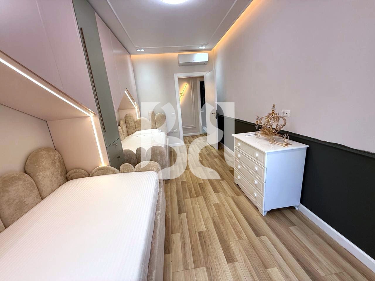 Apartament 2+1+2 me Qira në Rezidencën Oasis | 117 m² | Parking | 1,100 €