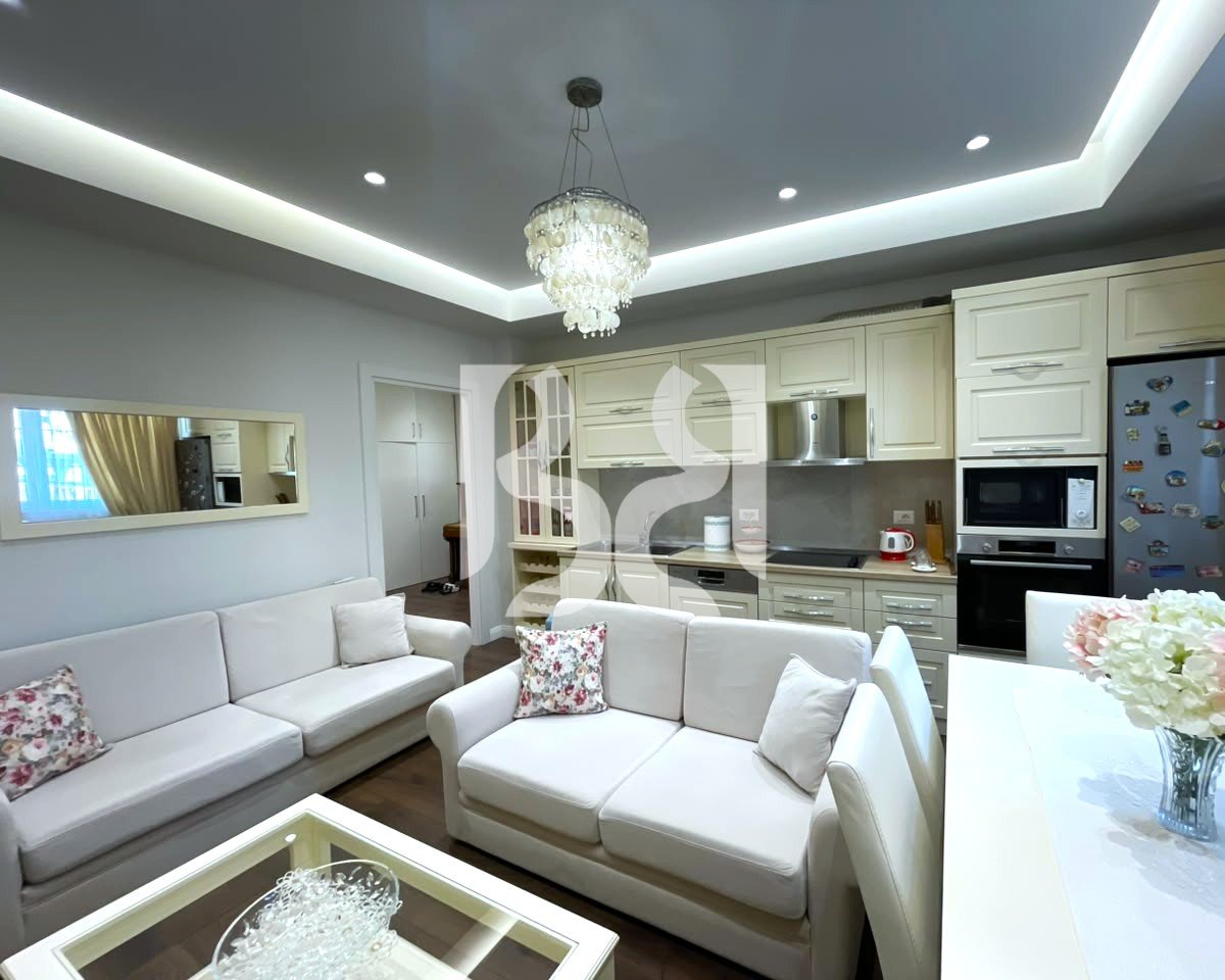 Apartament 2+1 me Qira në Vilë - Rruga e Durrësit | Kati 2 | 2 Dhoma Gjumi | Ballkon | 1,000 €/Muaj