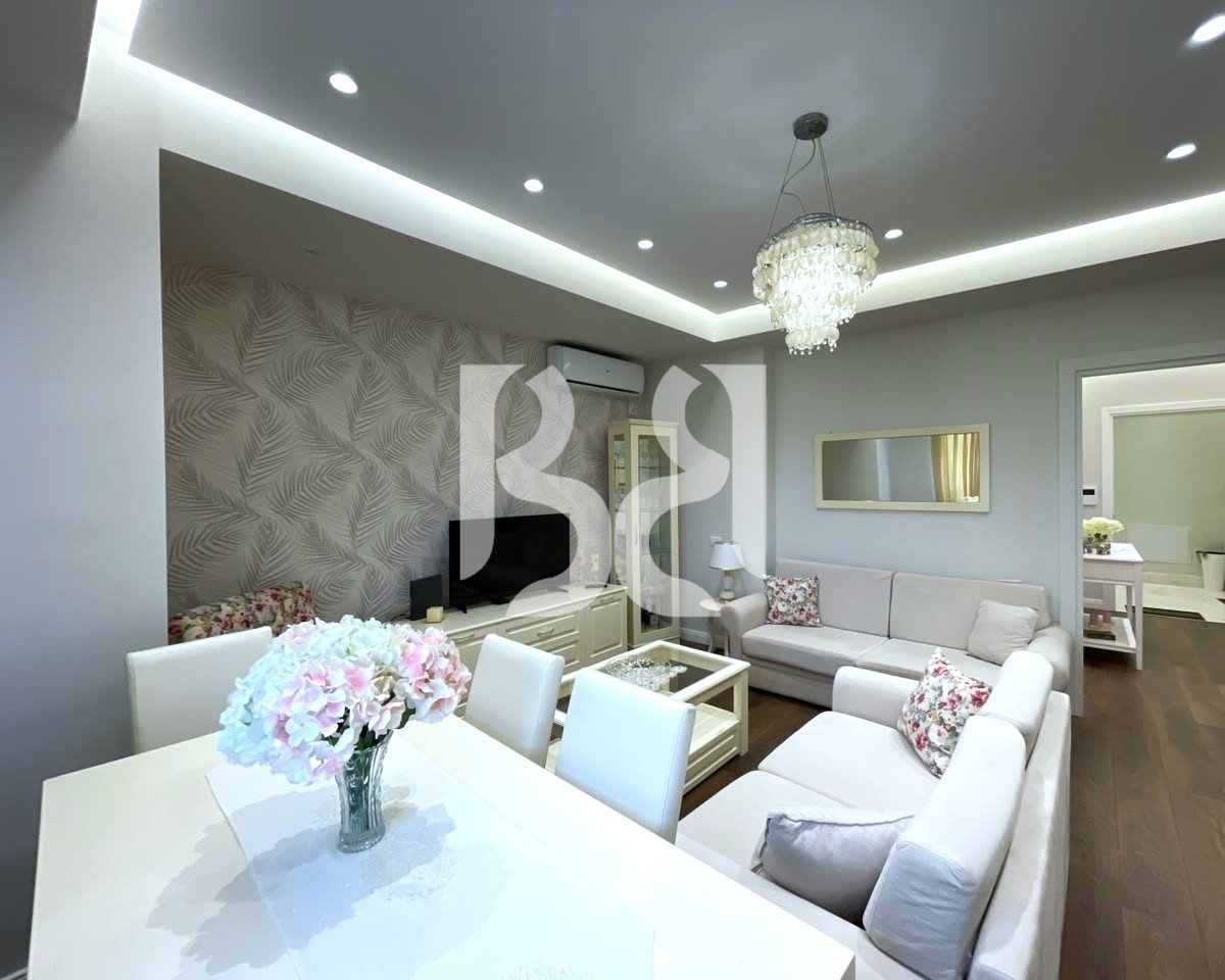Apartament 2+1 me Qira në Vilë - Rruga e Durrësit | Kati 2 | 2 Dhoma Gjumi | Ballkon | 1,000 €/Muaj