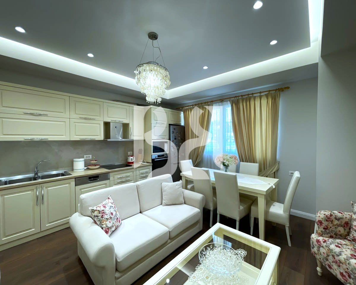 Apartament 2+1 me Qira në Vilë - Rruga e Durrësit | Kati 2 | 2 Dhoma Gjumi | Ballkon | 1,000 €/Muaj