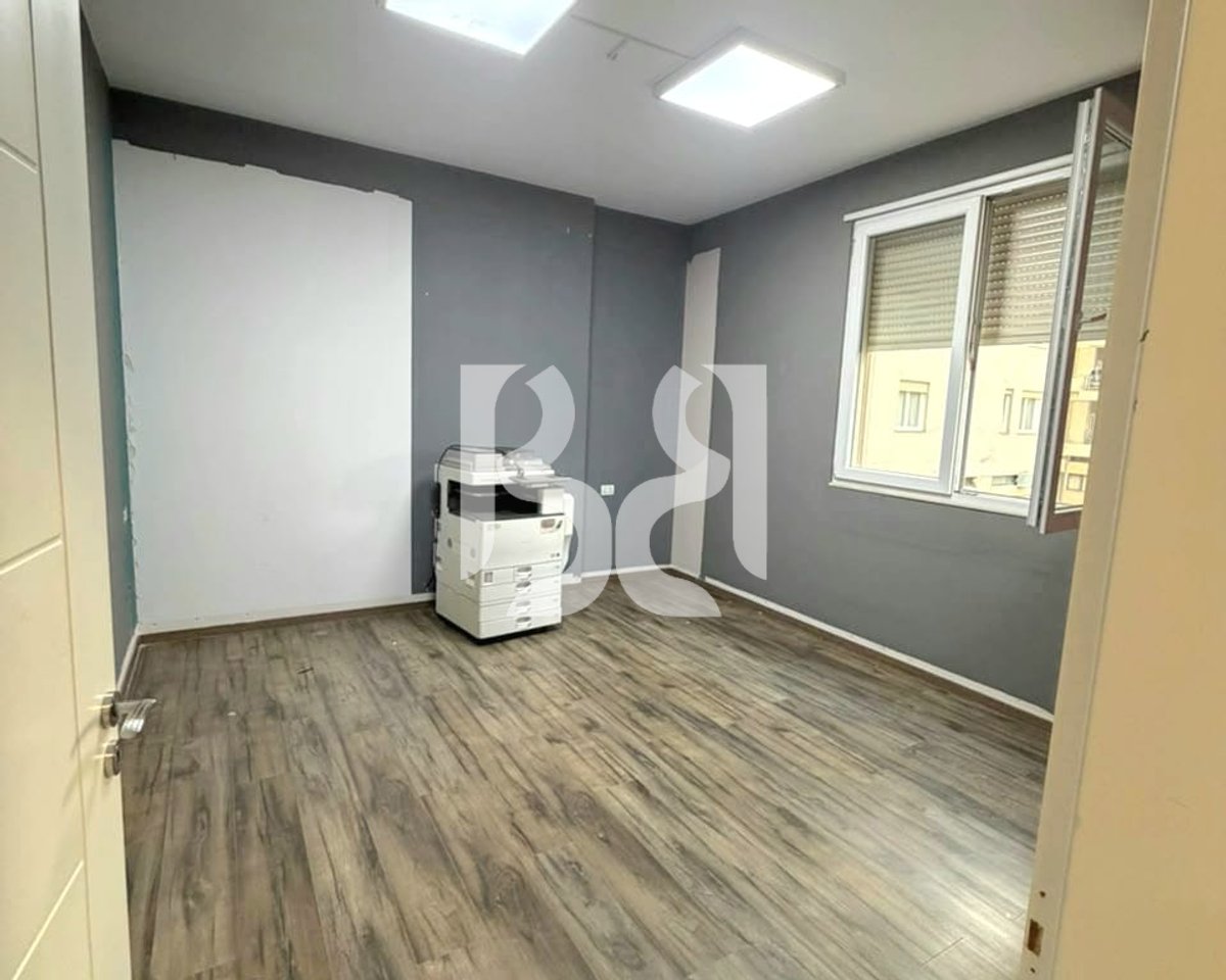APARTAMENT 3+1 ME QIRA NË ISH-FUSHA E AVIACIONIT, TIRANË
