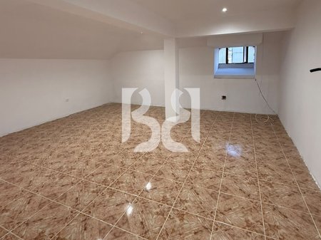 VILE ME QERA 3-KATËSHE  RRUGA SPIRO ÇIPI, KINOSTUDIO,TIRANE*