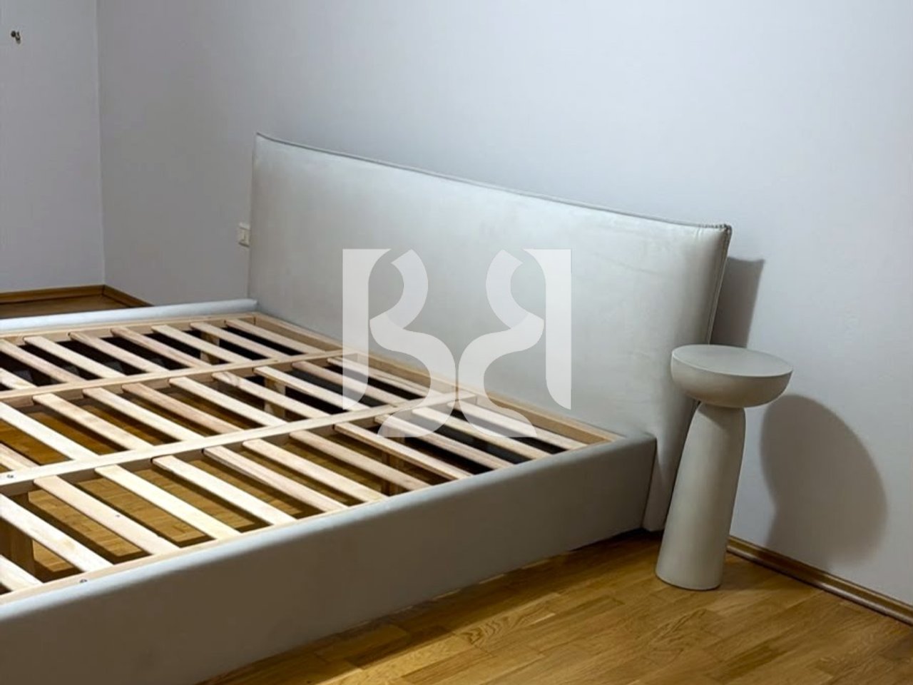 Apartament 2+1 me Qira në Komunën e Parisit | Kati 10 | Me Ashensor | 80,000 Lekë/Muaj