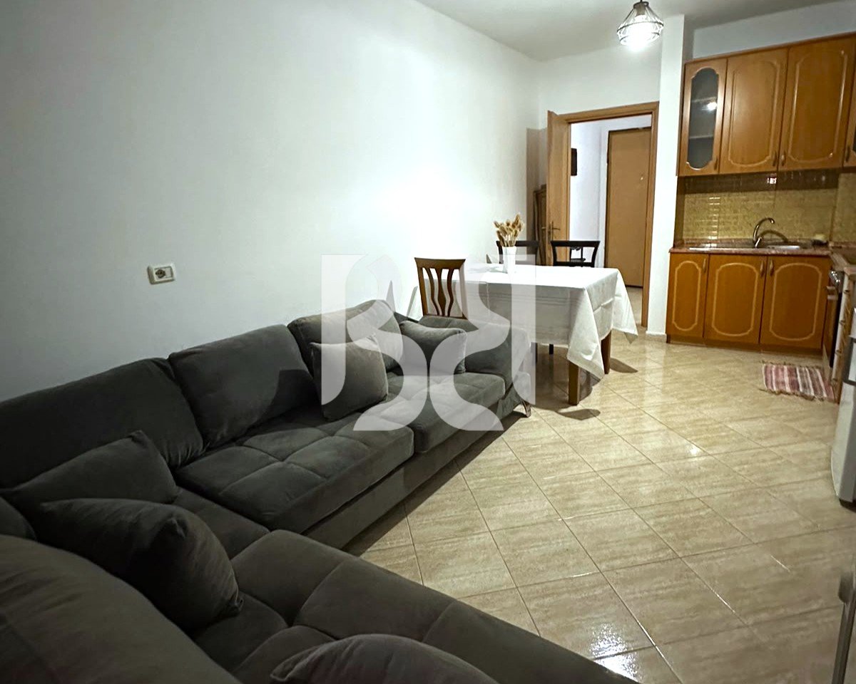 Appartamento 1+1 in Affitto ad Astir, Tirana | 47.000 Lek/Mese