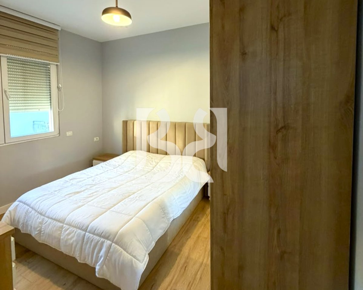 Apartament 2+1+2 me Qira te Ish-Fusha e Aviacionit | 75,000 Lekë Bruto