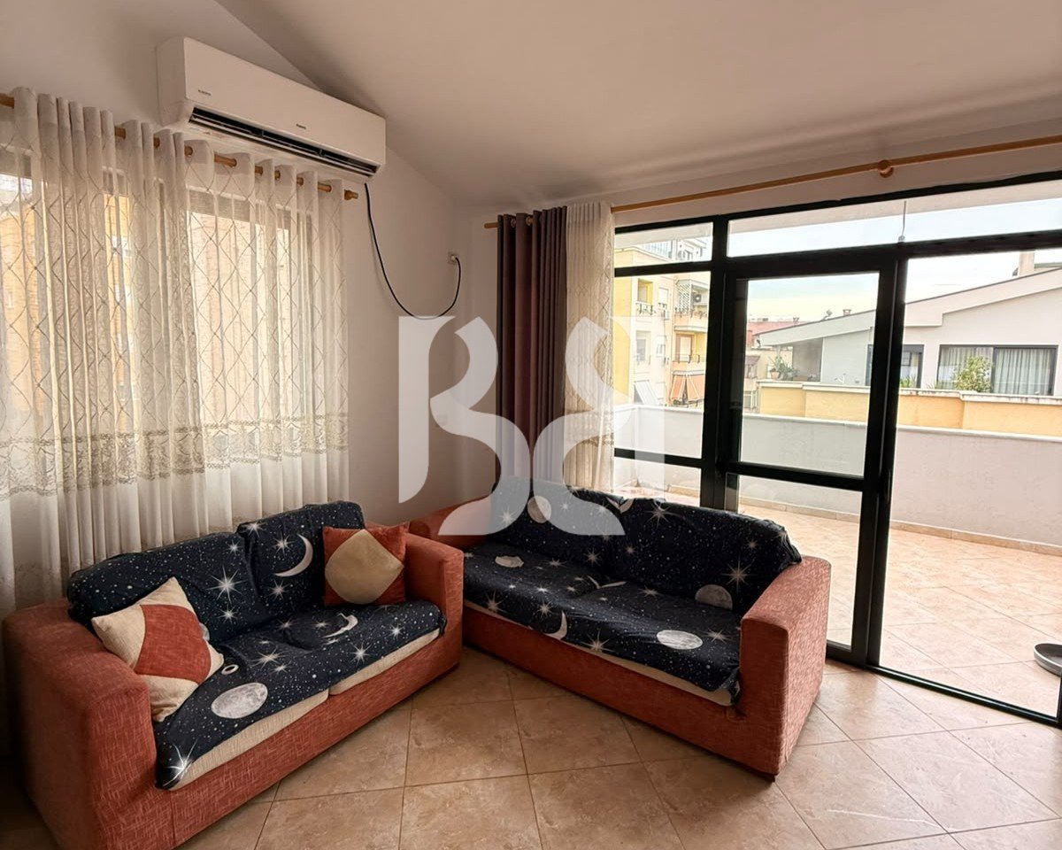 APPARTAMENTO IN AFFITTO 2+1+2 + VERANDE AL COMUNE DI PARISIT*