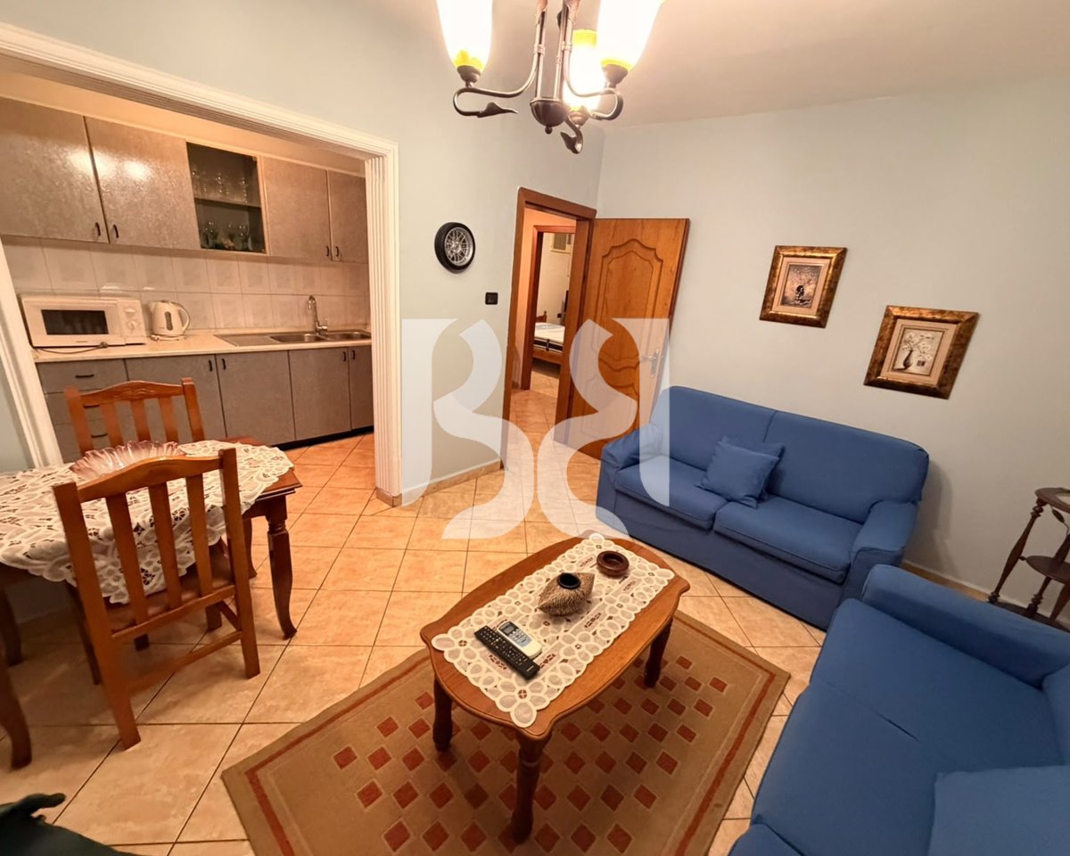 APARTAMENT ME QERA 2+1 NE PORCELAN, MBRAPA UET*