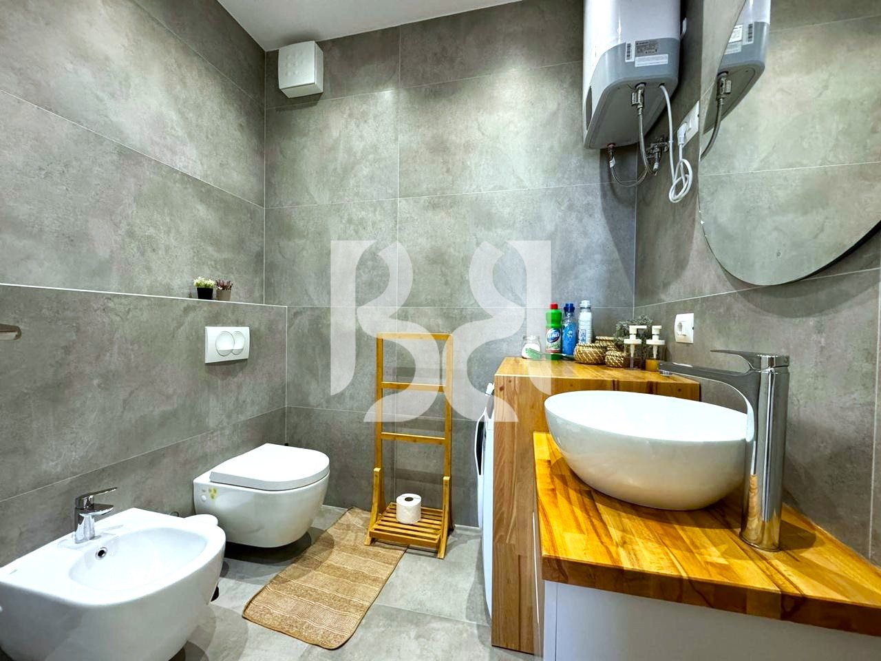 Apartament 2+1+2 me Qira te 21 Dhjetori, Tiranë | 1,200 €/muaj