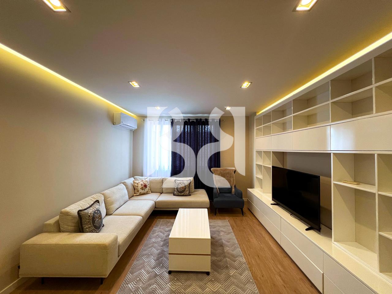 Appartamento 3+1+2 in Affitto nel Complesso Panorama, Tirana | 7° Piano | 1.000 €/Mese