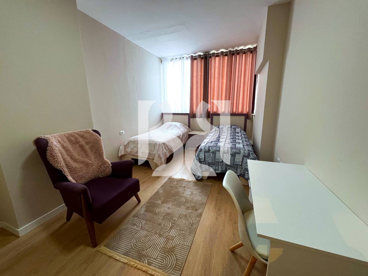 Appartamento 3+1+2 in Affitto nel Complesso Panorama, Tirana | 7° Piano | 1.000 €/Mese