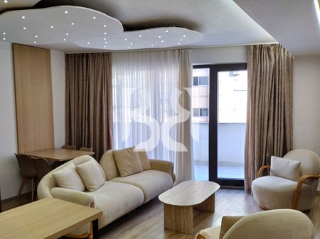 Apartament 1+1 me Depo, Verandë dhe Post Parkimi në Astir | Kati 6 | 65,000 leke /Muaj