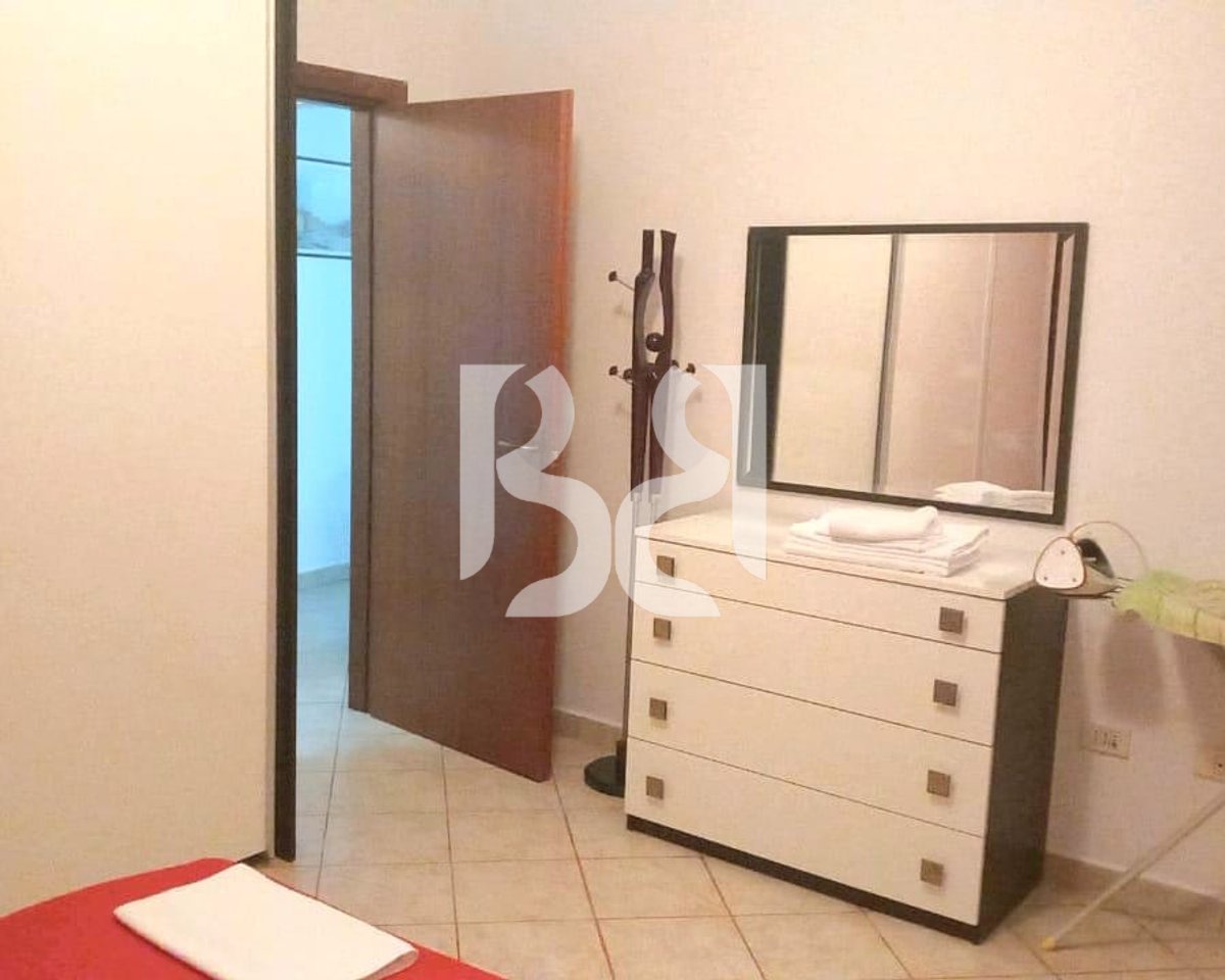 APARTAMENT 2+1 ME QIRA NË RRUGËN E KAVAJËS, TIRANË