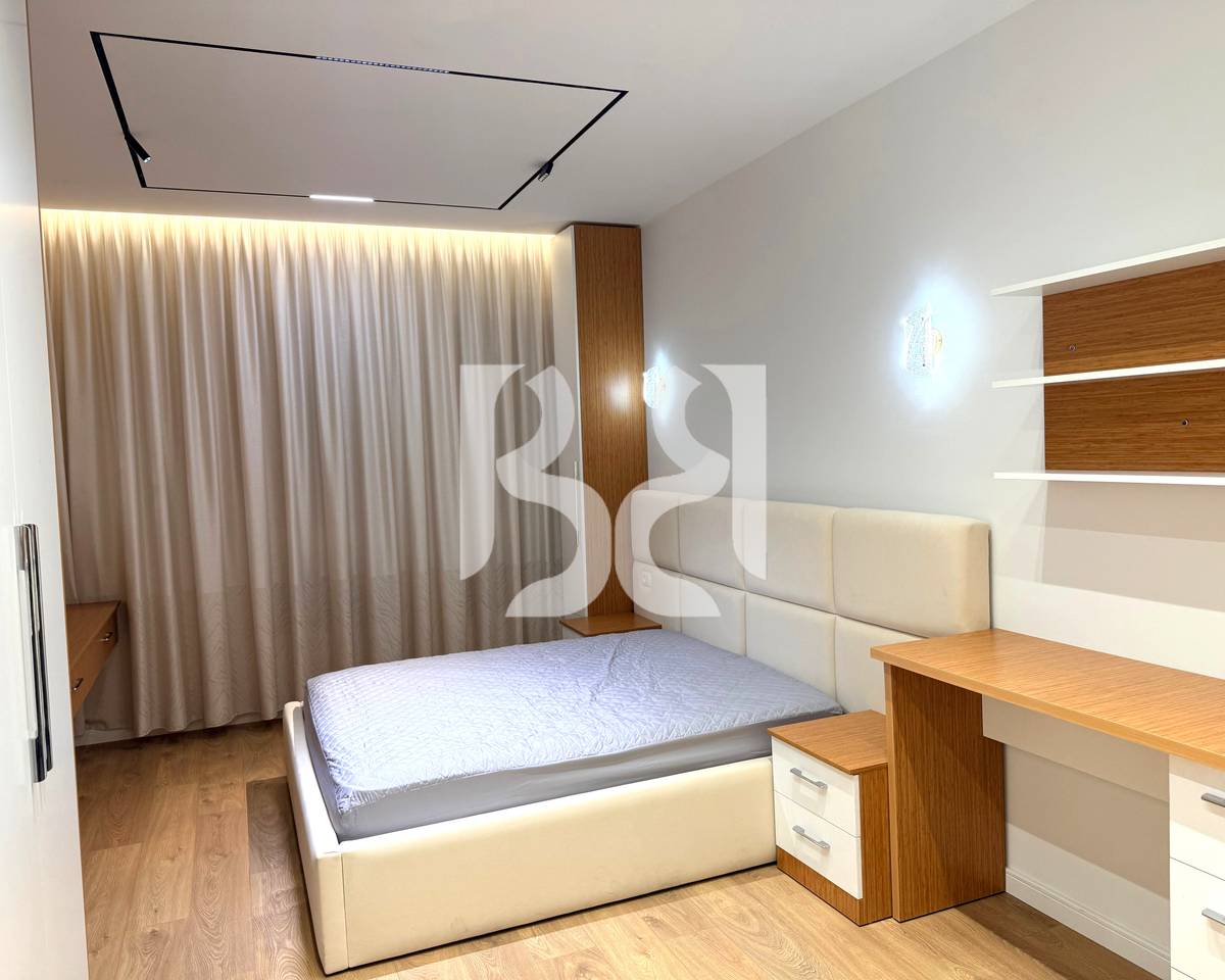 Appartamento 2+1+2 in affitto in Via 5 Maji, Tirana *