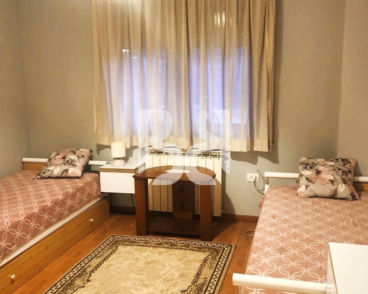 APARTAMENT 2+1 ME QIRA NE ZONEN E LICEUT