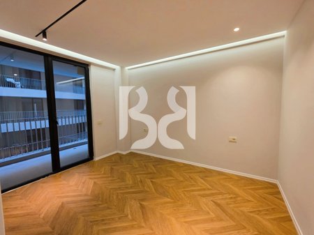 SPAZIO UFFICIO IN AFFITTO IN GOLDEN TOWER,MINE PEZA
