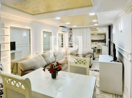 APARTAMENT ME QIRA NE BLLOK, PRAPA KINEMA AGIMI