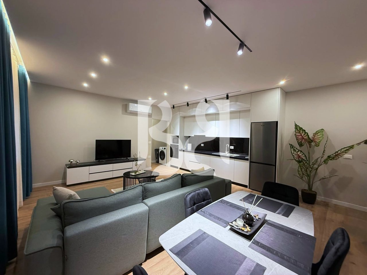 1+1 Apartment for Rent in Lakeland Residence, Farkë | 60,000 Lekë/Month *