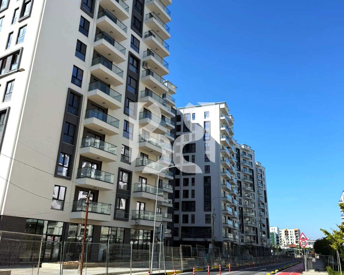 Appartamento 2+1+2 in Vendita presso la Residenza Turdiu, Fusha e Aviacionit | 11° Piano | 195,000 €