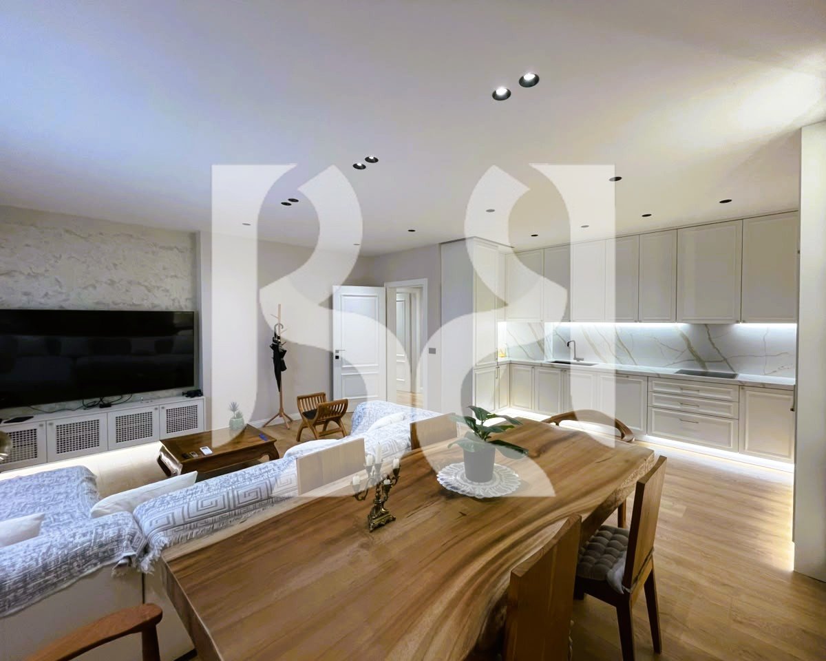 2+1+2 APARTMENT FOR RENT ON GJON MUZAKA STREET