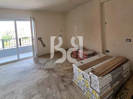Shitet Apartament 2+1+2 pas Ambasadës Amerikane | 105.34 m² | Pallat i Ri 2026 | 2,650 €/m²