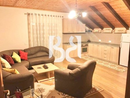 APARTAMENT ME QIRA 3+1+2 NË XHAMLLIK, TIRANË