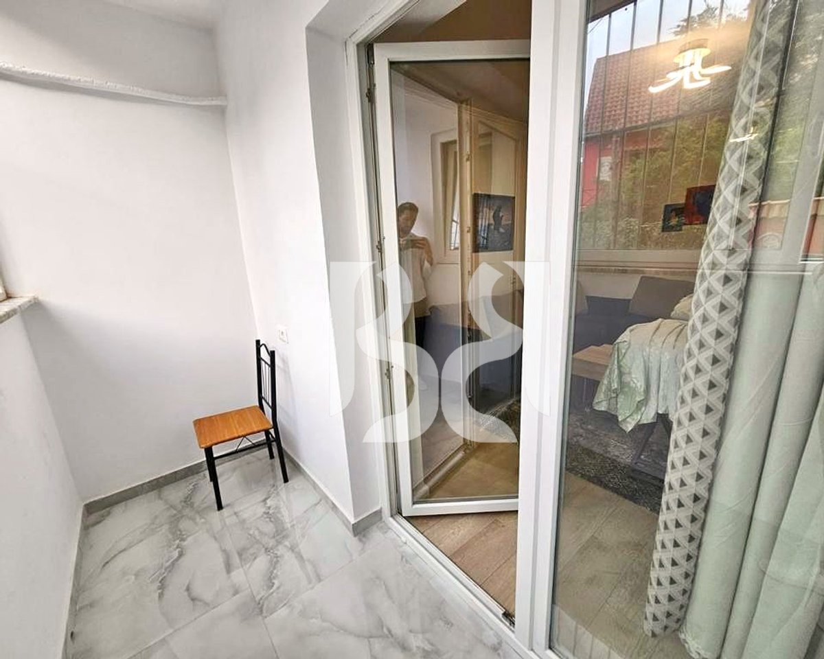 Apartament 1+1 me Qira në Rrugën e Kavajës | Pranë Sofrës Turke | Kati 1 | 70,000 Lekë