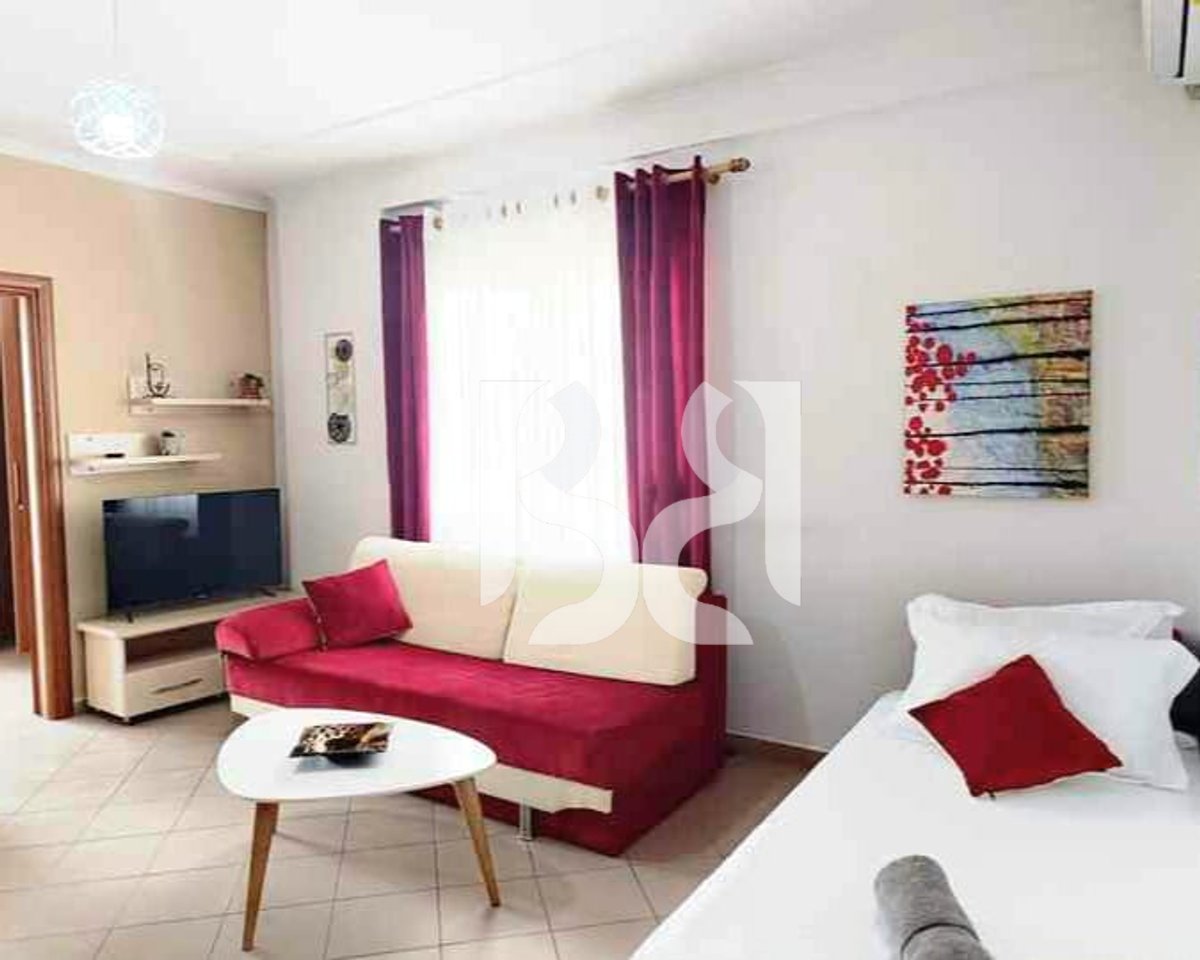 APARTAMENT ME QIRA 1+1 NË RRUGËN E BOGDANËVE, TIRANË