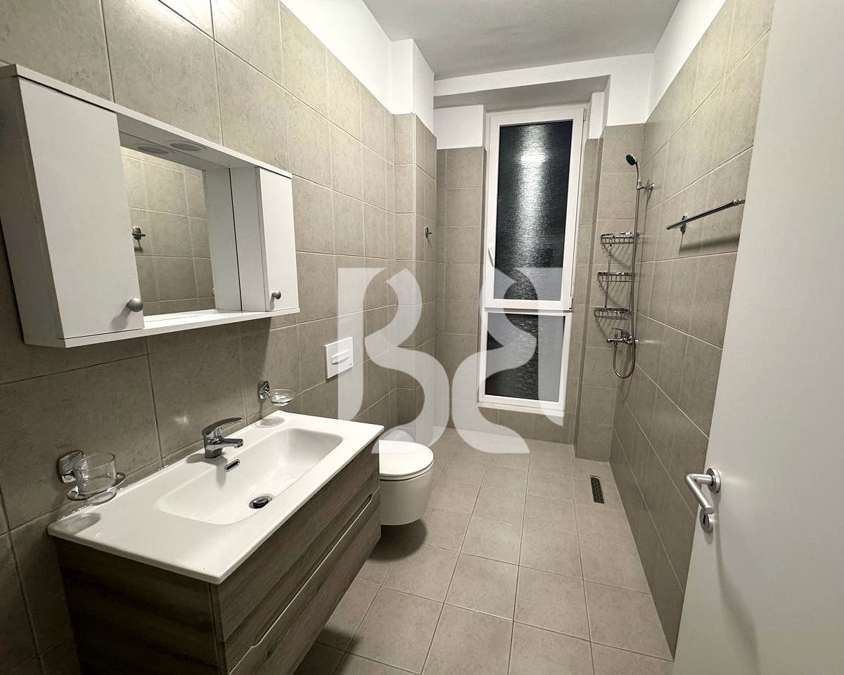 Appartamento 2+1+2 in Affitto in Bulevardin e Ri | 2 Posti Auto | 90.000 Lek